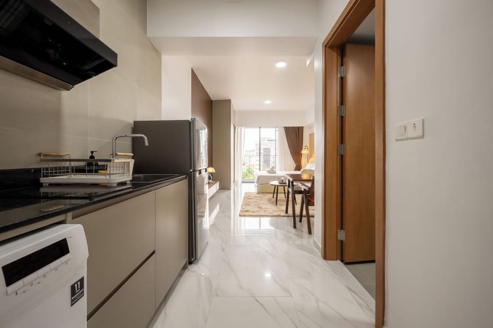 Comfort Studio | Private kitchen | Dining tables