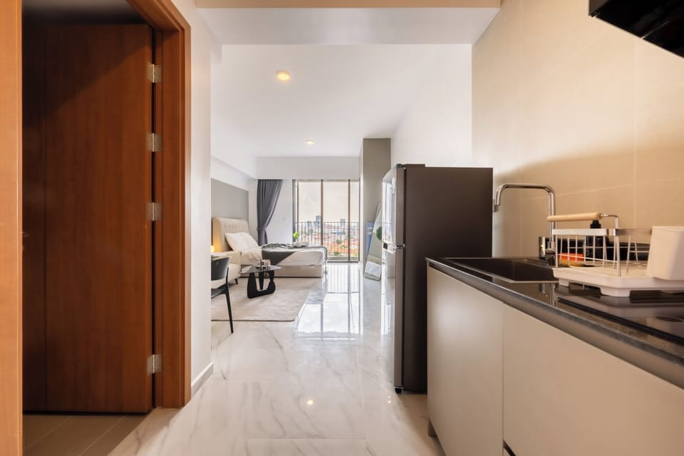 Comfort Studio | Private kitchen | Dining tables