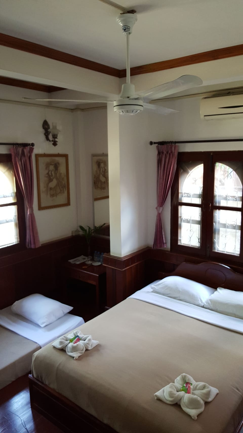 Desk, laptop workspace, rollaway beds, free WiFi