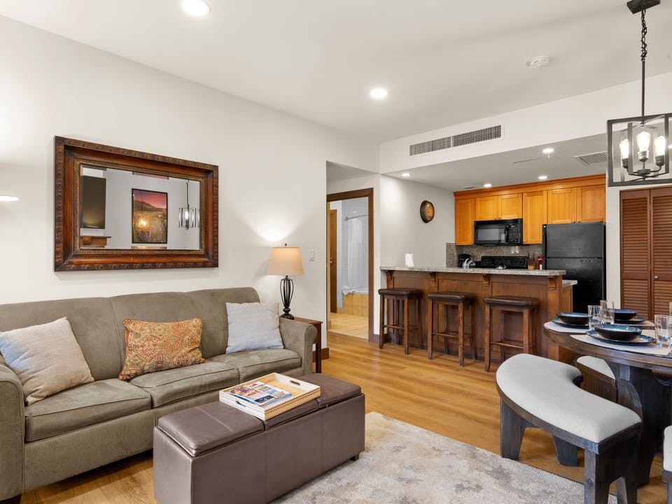 Living / Dining Area / Kitchen