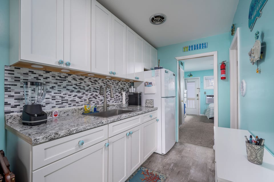 Kitchen no stove