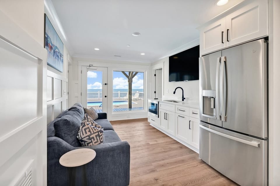 2nd Living Area
CG 6-20-25