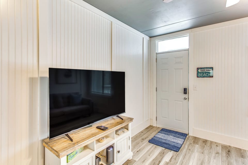 Apartment (1 Bedroom) | Interior