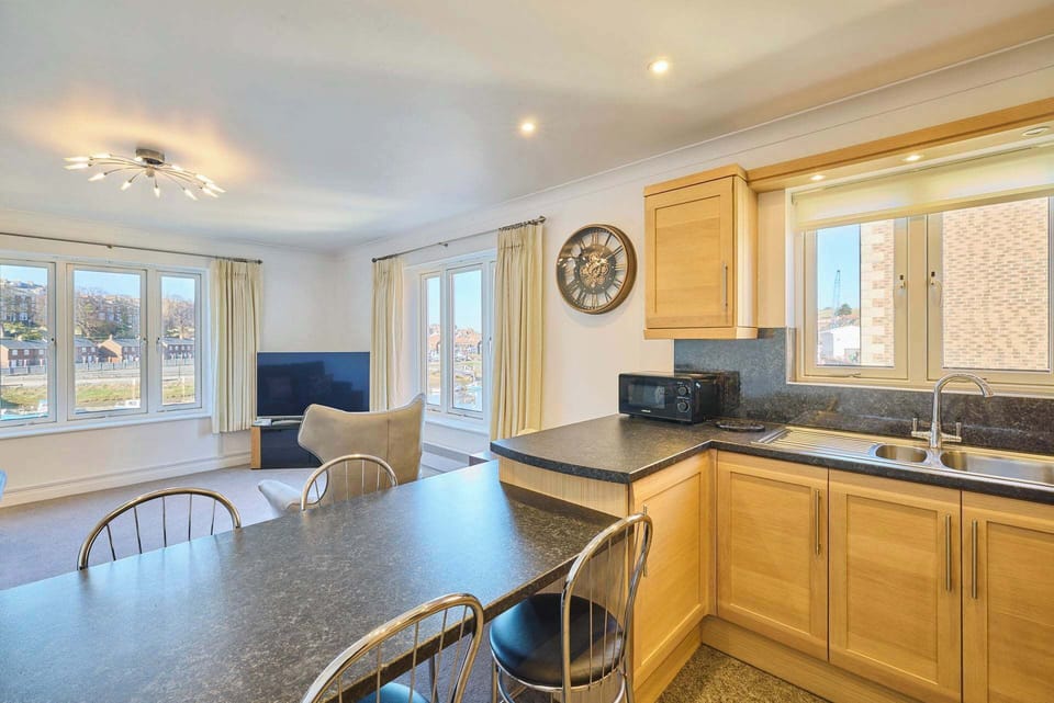Hunton Court, Whitby - Host & Stay