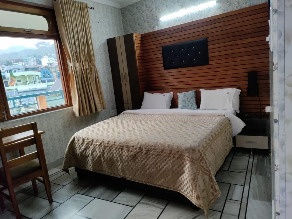 Standard Room | Free WiFi
