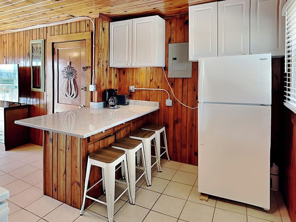 Full Size Kitchen