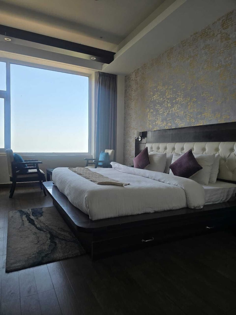 Deluxe Room | Premium bedding, down comforters, free WiFi