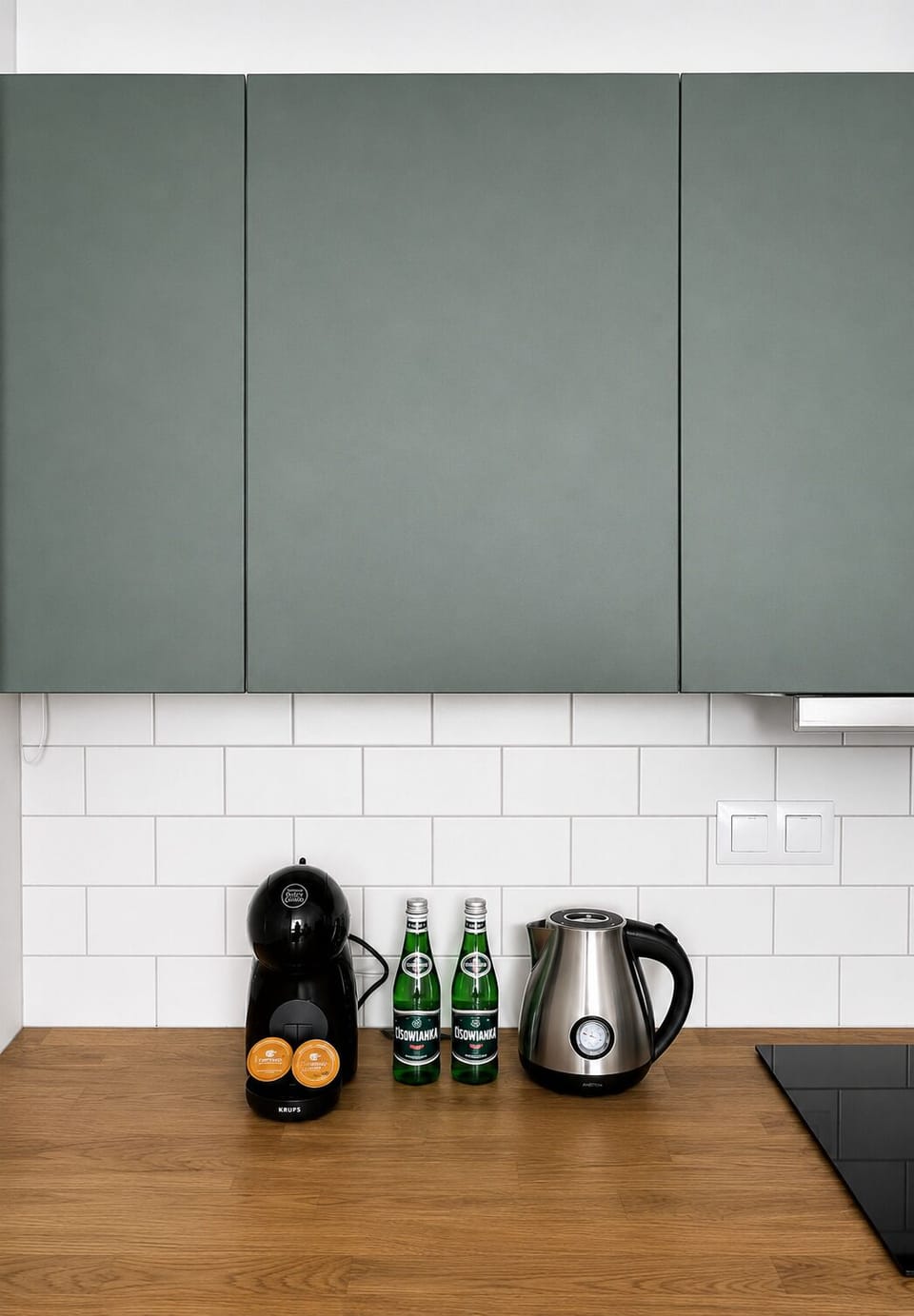 Comfort Apartment, City View | Private kitchen | Oven, stovetop, dishwasher, electric kettle