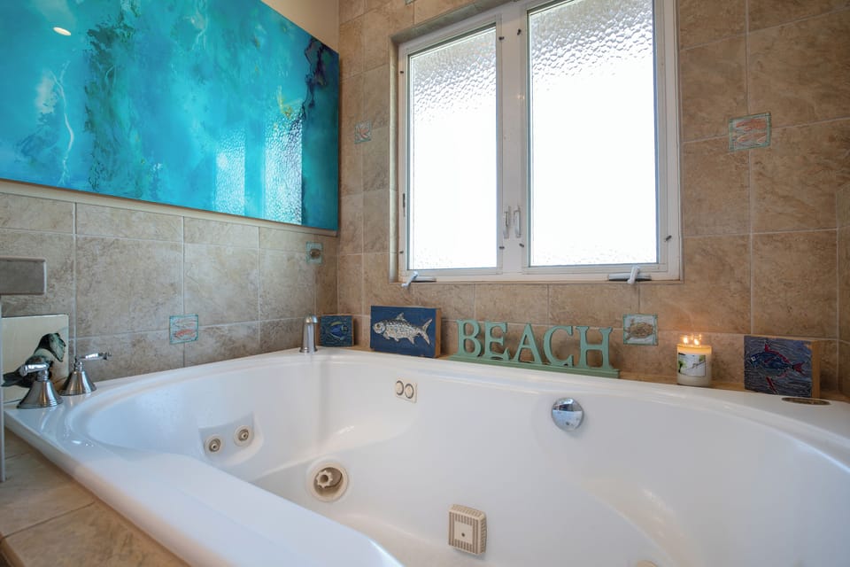 Master Upstairs Bathroom