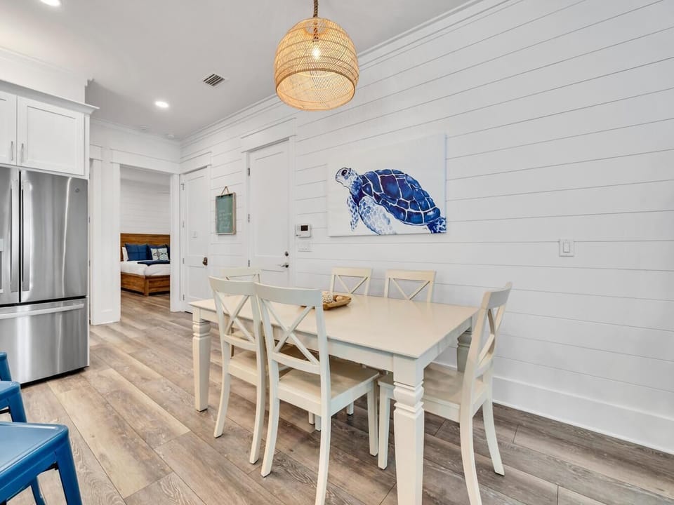 House, Multiple Beds (Casita Grayton) | Dining