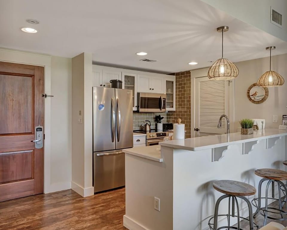 Condo, Multiple Beds (Market Street Inn 545/547- Just Add W) | Private kitchen | Oven, toaster