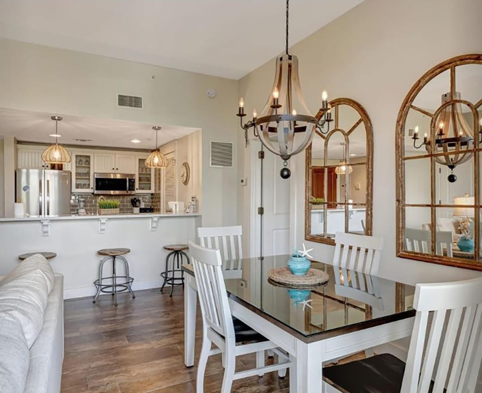 Condo, Multiple Beds (Market Street Inn 545/547- Just Add W) | Dining