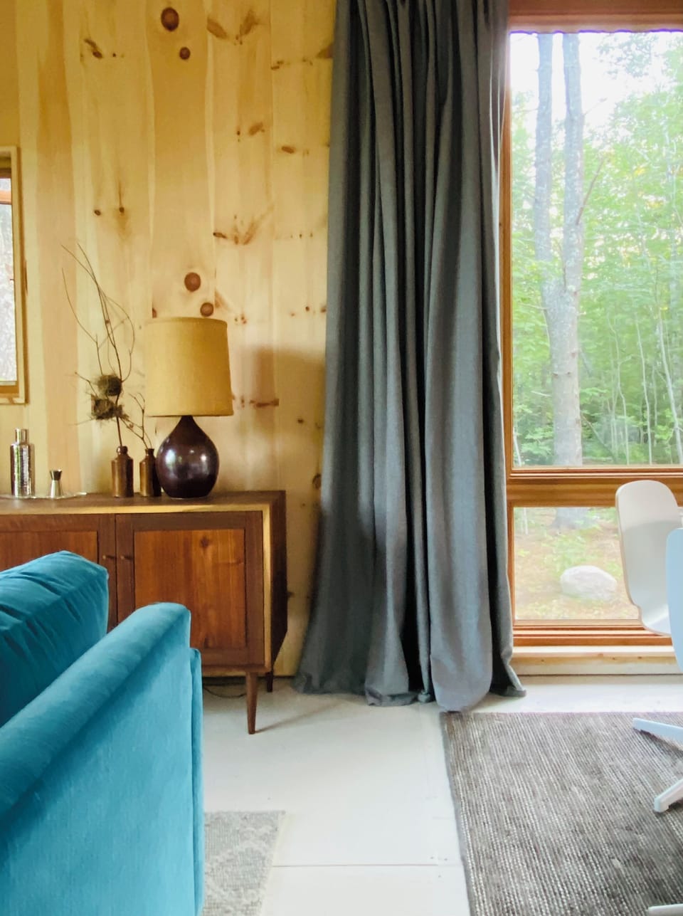 Sofa and dining area are just a few steps away.