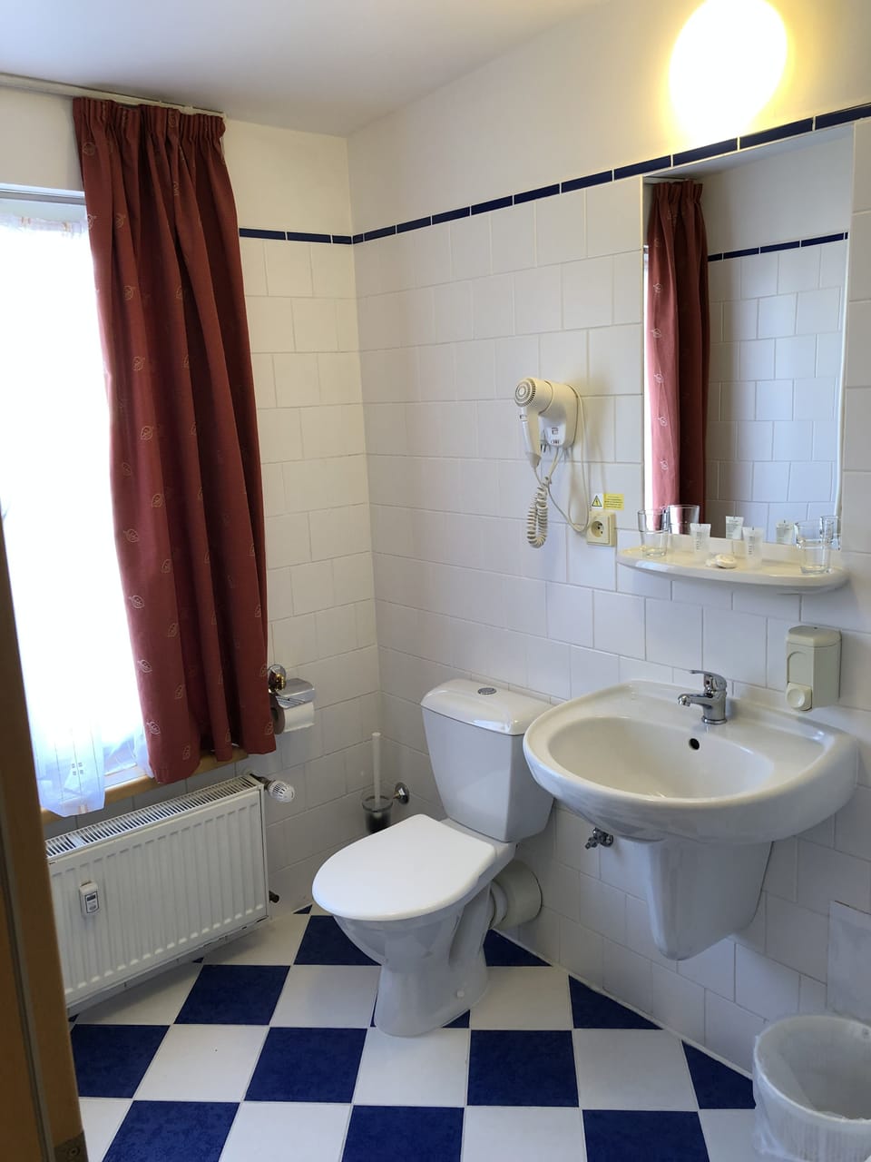 Shower, hair dryer (on request), towels