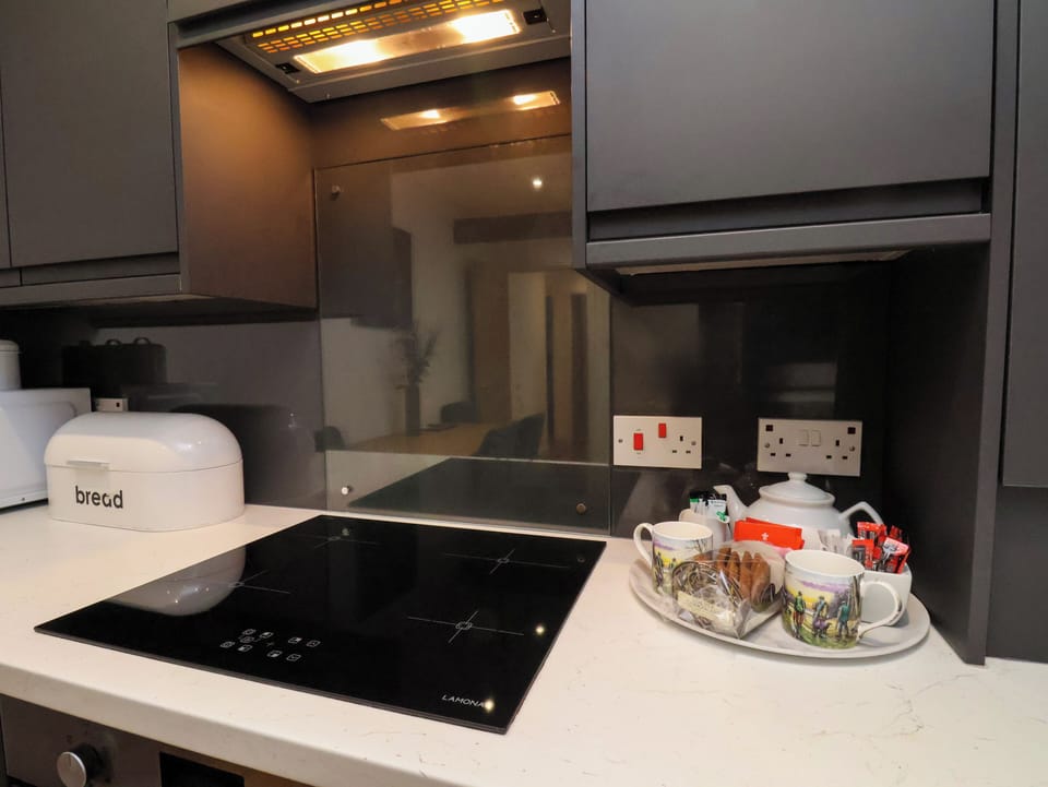 Fridge, microwave, dishwasher, toaster