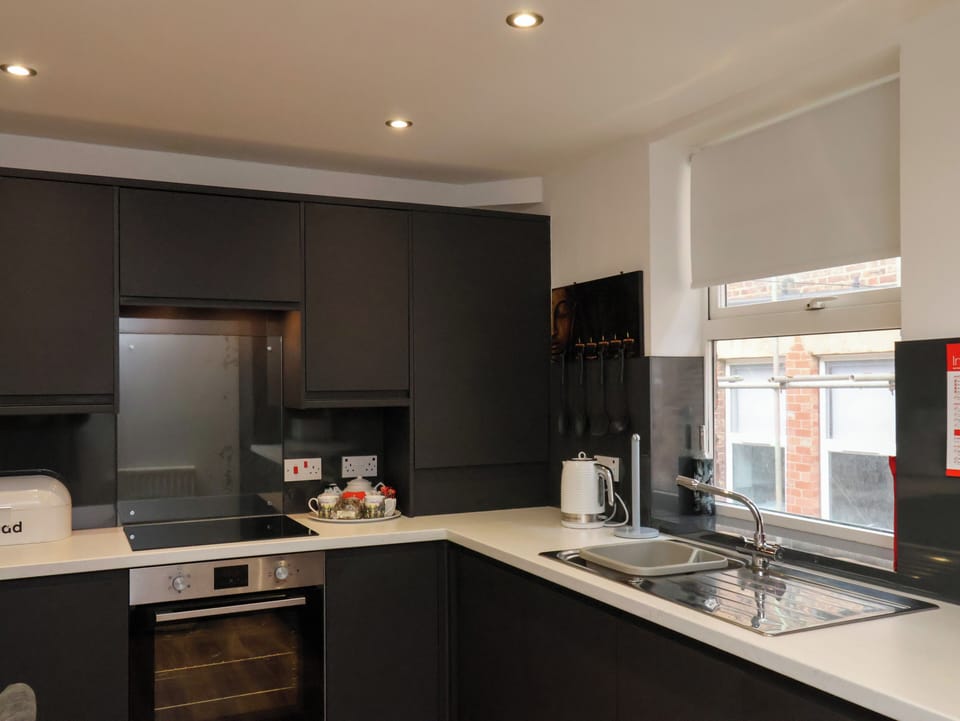 Fridge, microwave, dishwasher, toaster