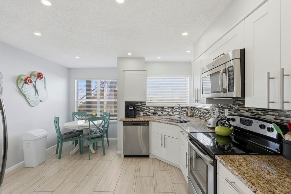 Fully Equipped Kitchen with Stainless Steel Appliances