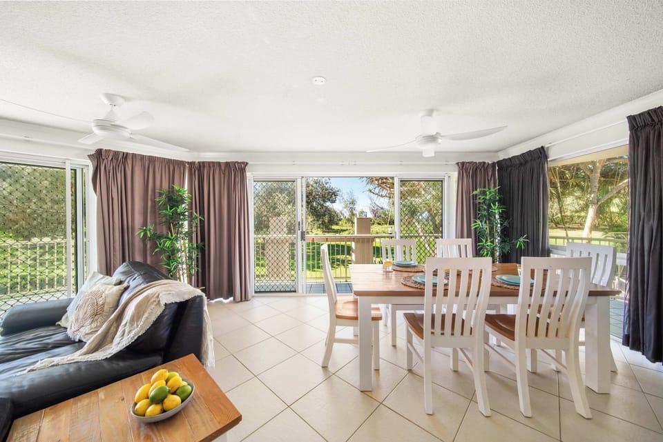 Spacious coastal apartment located steps from the ocean