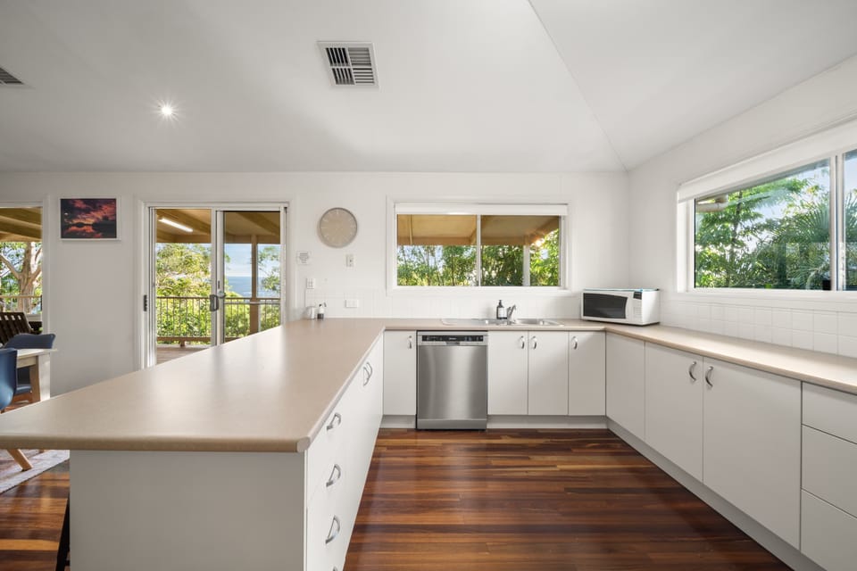 Spacious kitchen with everything needed for family meals