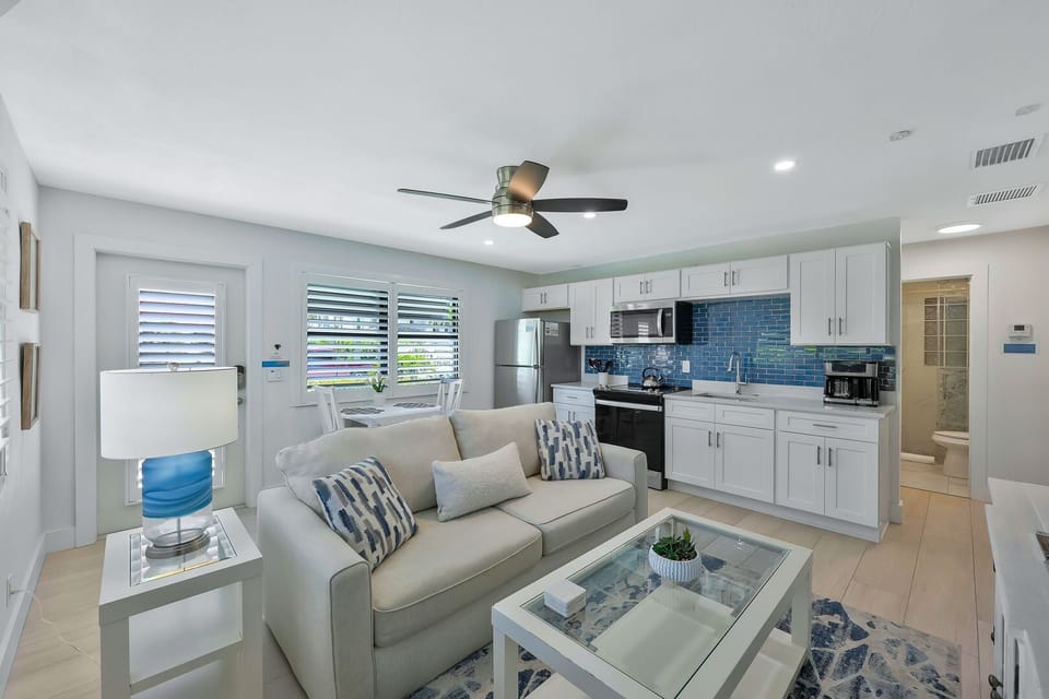 Bright, Coastal Living to Unwind and Connect