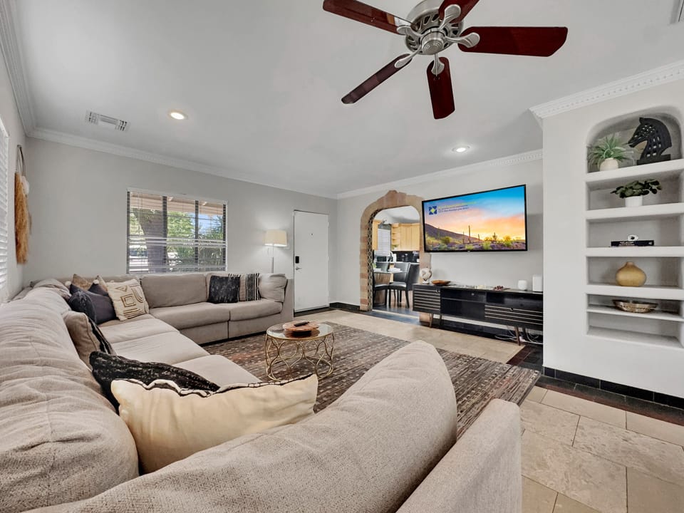 I'm parked right here! Log in to your favorite apps to pick up where you left off!