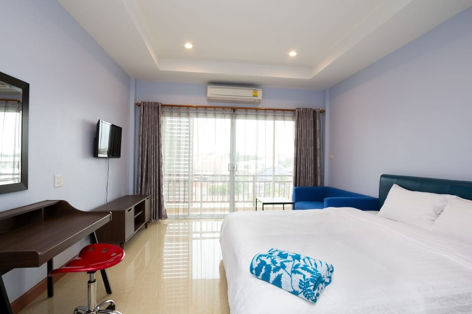 Standard Double Room | Desk, rollaway beds, free WiFi