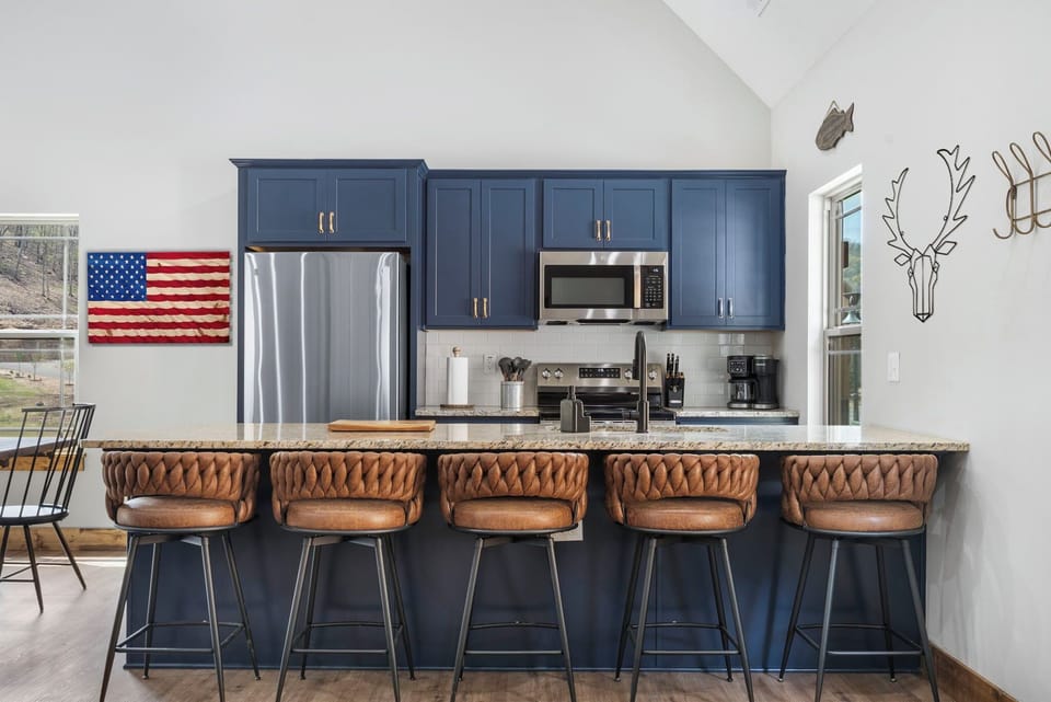 Fully Equipped Kitchen with Upgraded Appliances