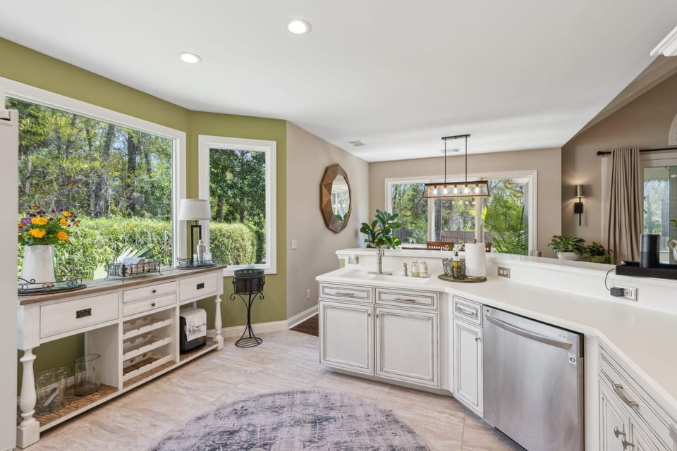 Fully stocked kitchen.