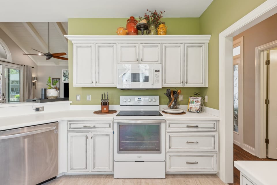 Fully stocked kitchen.