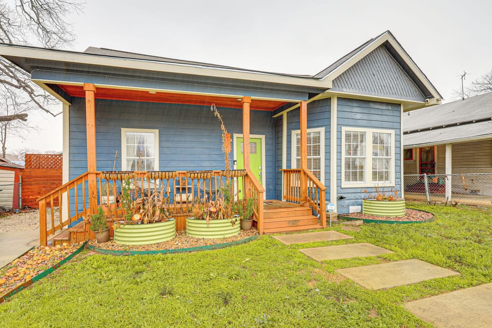 Property Exterior | Single-Story Home
