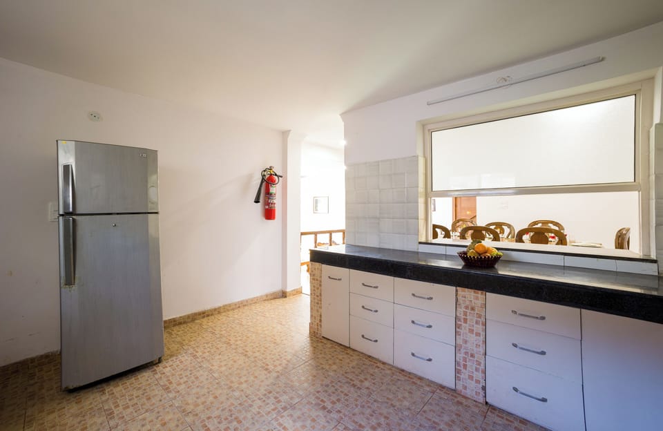 Luxury Room, Balcony, Hill View | Private kitchenette