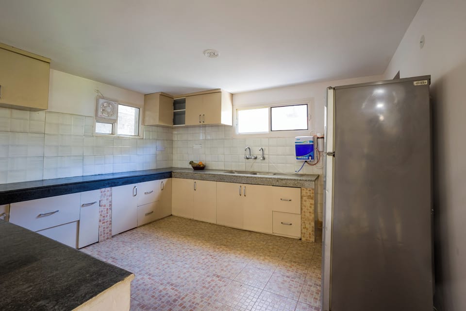 Luxury Room, Balcony, Hill View | Private kitchenette