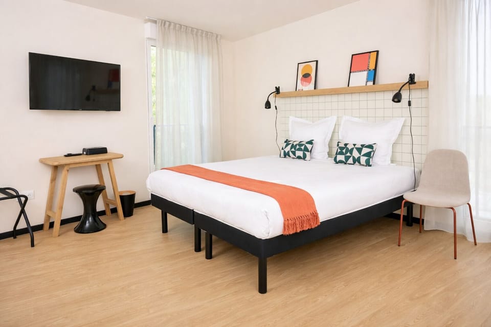 Appart M Premium | Individually furnished, desk, soundproofing, free WiFi