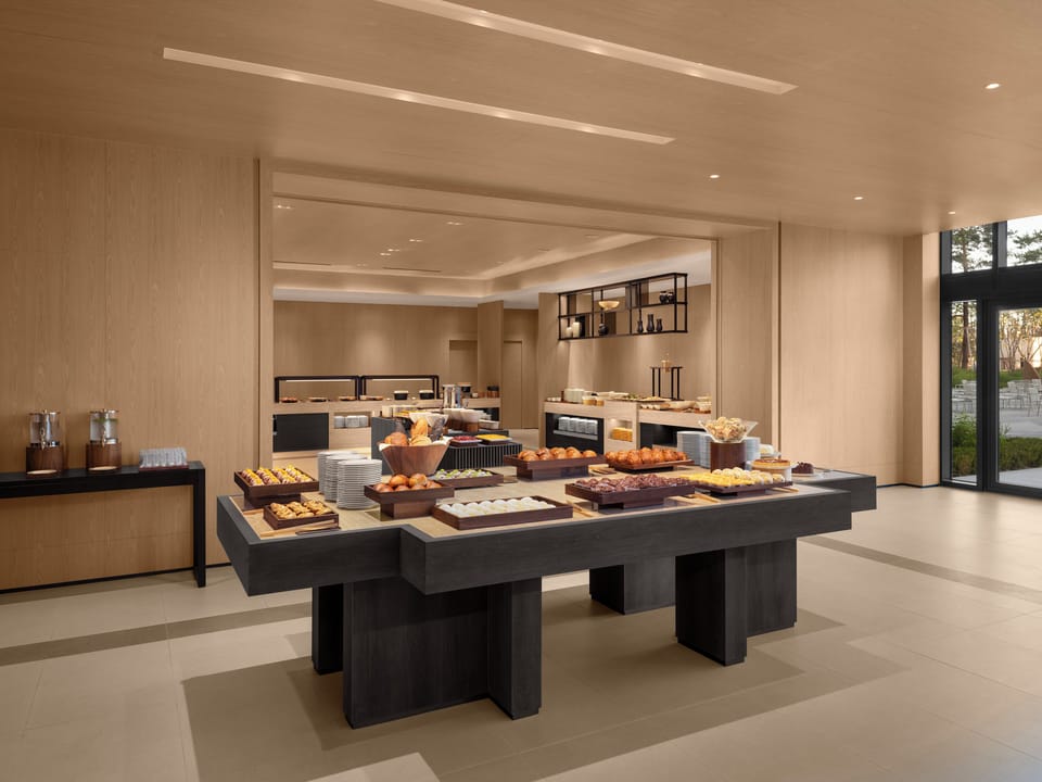 Daily buffet breakfast for a fee
