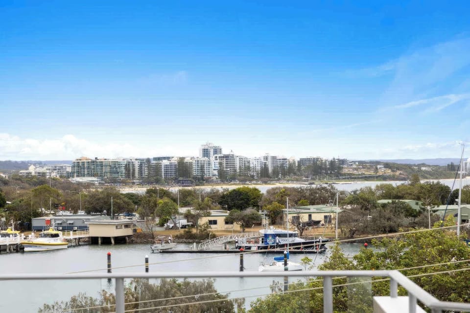 Wake up to breathtaking waterfront scenery every morning