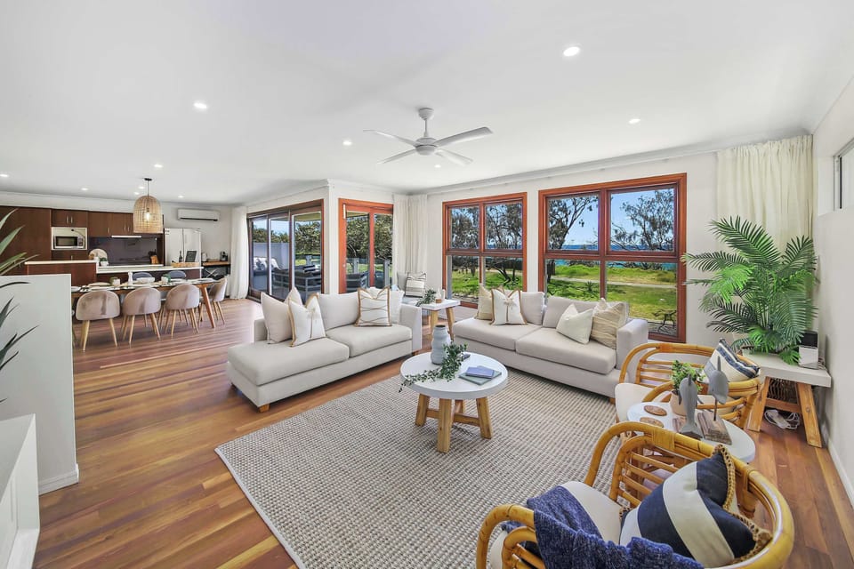 A spacious, open flow encourages togetherness with the ocean as your backdrop.