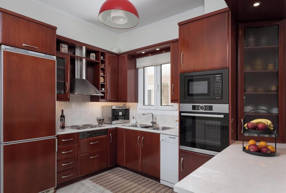 House, Patio, Mountain View | Private kitchen | Espresso maker, electric kettle, toaster, highchair