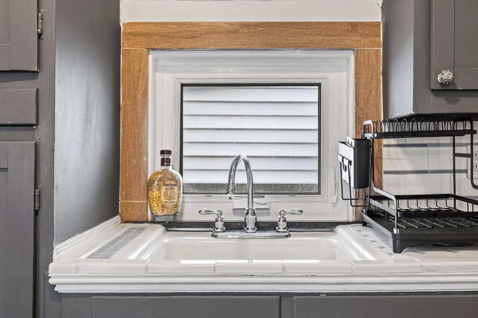 Kitchenette: Compact & Functional – A well-equipped kitchenette for your convenience. PS. bottled waters ad foods are not included.