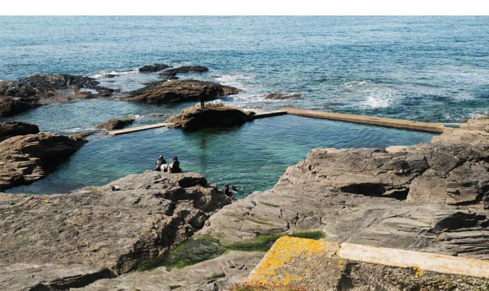 Rocky pool 