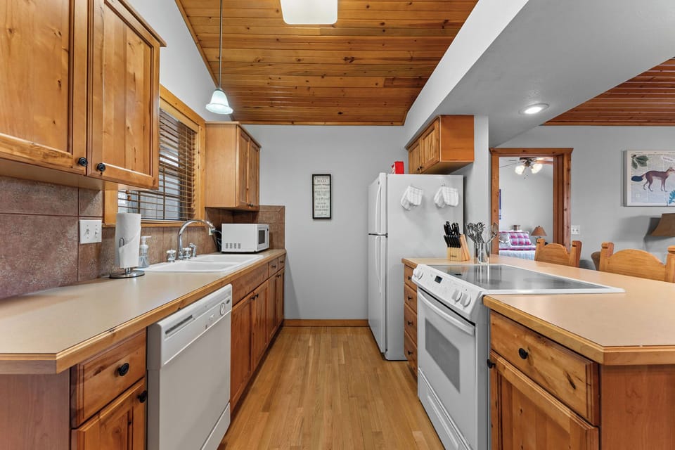Fully stocked kitchen with everything you need for home-cooked meals