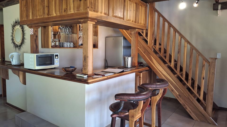 Family Suite, Garden View | Private kitchen | Electric kettle