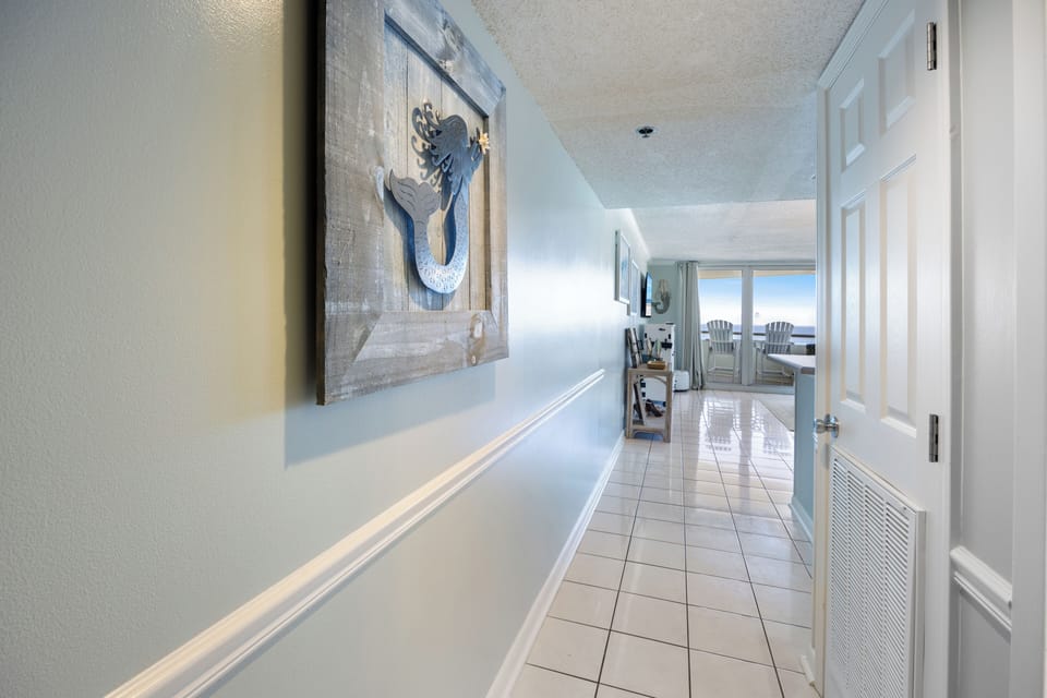 Sea Serenity at Perdido Sun Resort in Perdido Key - Owner supports local artists to create an attractive decor.
