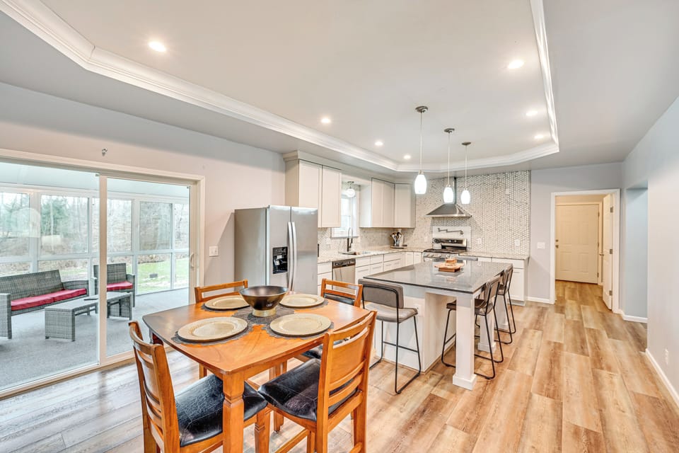 House (4 Bedrooms) | Interior