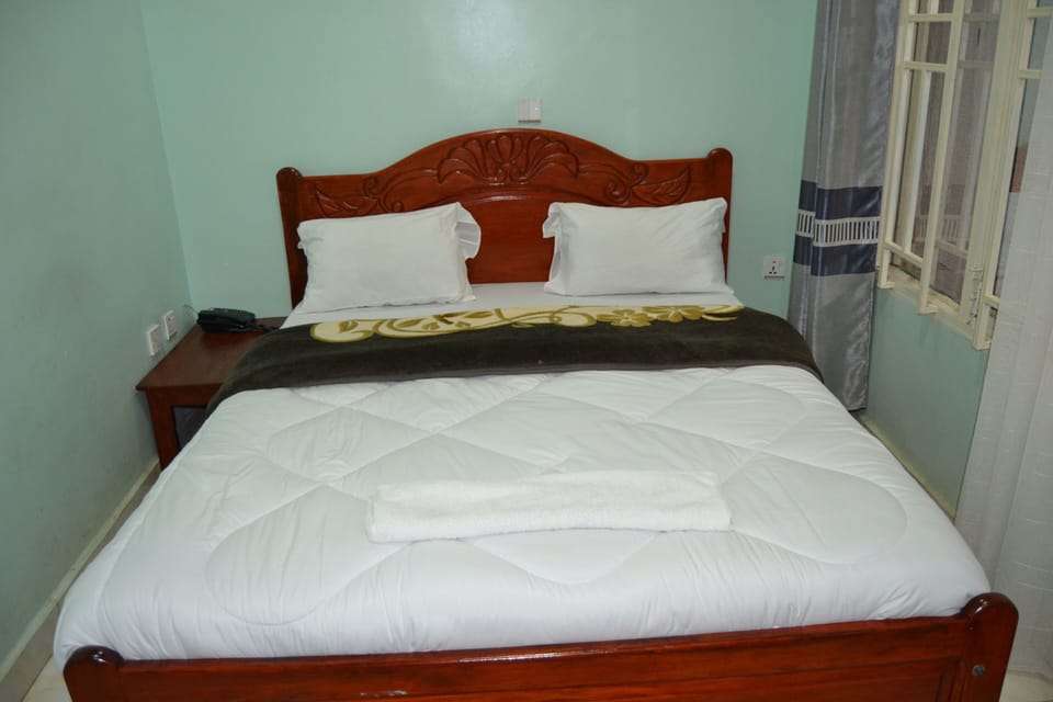 Comfort Single Room, Housekeeping, Mountain View | Extra beds