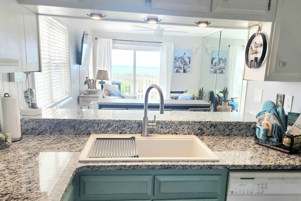 Enjoy the Ocean view while cooking dinner!