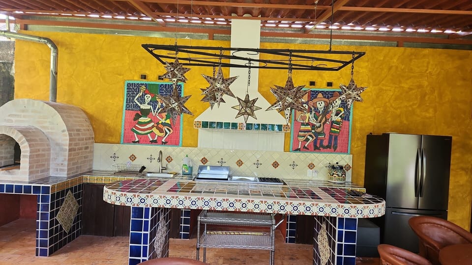 Designed for guest gatherings, menus/catering & entertainment options available.