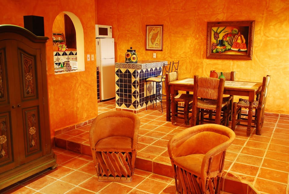 Villa Guava #2, dining room & kitchen view: a spicy, Mexican feel! 