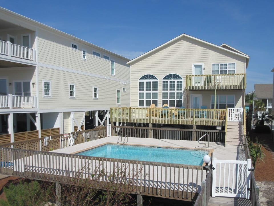 121 West First Street - oceanside