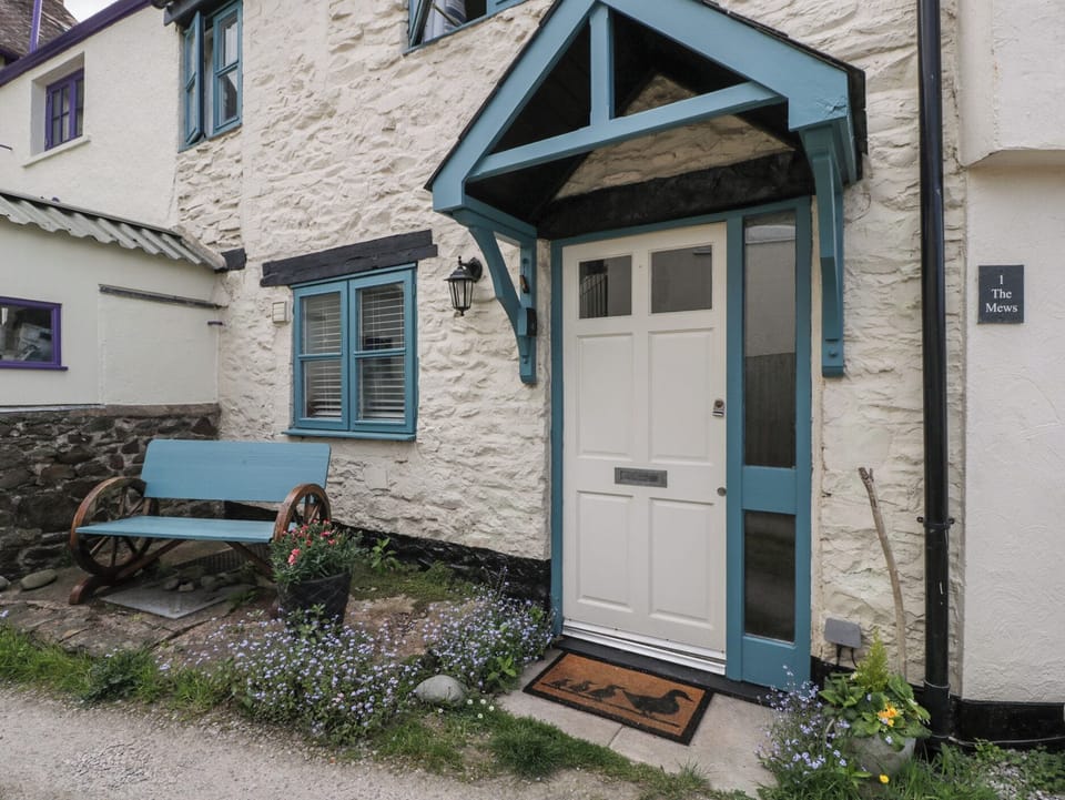 Cottage | Exterior detail