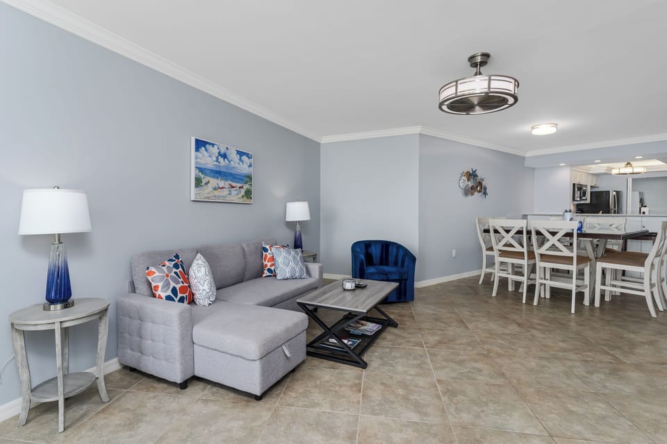 Living Area Great Room With Dining